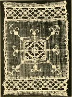 An illustration from Le poinct de France et les centres dentelliers au XVIIe et au XVIIIe siècles; ouvrage orné de quarante-trois illustrations (1905)