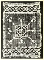 An illustration from Le poinct de France et les centres dentelliers au XVIIe et au XVIIIe siècles (1905)