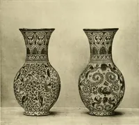 An illustration from Les anciennes faiences de Bruxelles : histoire, fabrication, produits (1922)