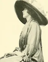 Picture 101 of 152 from Les Createurs de la Mode (1910), leaf 110