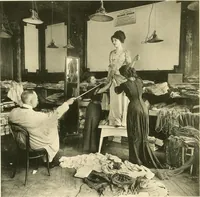 Picture 121 of 152 from Les Createurs de la Mode (1910), leaf 127