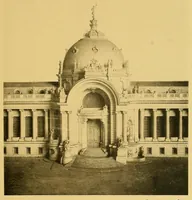 An illustration from Les musées de la Ville de Paris (1901)