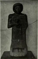 An illustration from Les musées d'Europe. La sculpture au Louvre; (1900)