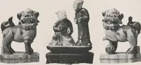 An illustration from Illustrated catalogue of the important collection of antique Chinese porcelains, Sung and Ming potteries, ancient stone sculptures, carved jades and other hard stones, snuff bottles, Mandarin necklaces, bronzes, enamels, palace furniture and wall panels and a number of rare and fine ancient Chinese paintings of the Sung and Ming periods [electronic resource] : all of which are to be sold at unrestricted public sale by direction of the Chinese expert, Lee Van Ching of Shanghai on the afternoons herein stated (1917)