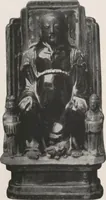 An illustration from Illustrated catalogue of the important collection of antique Chinese porcelains, Sung and Ming potteries, ancient stone sculptures, carved jades and other hard stones, snuff bottles, Mandarin necklaces, bronzes, enamels, palace furniture and wall panels and a number of rare and fine ancient Chinese paintings of the Sung and Ming periods [electronic resource] : all of which are to be sold at unrestricted public sale by direction of the Chinese expert, Lee Van Ching of Shanghai on the afternoons herein stated (1917)