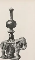An illustration from Illustrated catalogue of the important collection of antique Chinese porcelains, Sung and Ming potteries, ancient stone sculptures, carved jades and other hard stones, snuff bottles, Mandarin necklaces, bronzes, enamels, palace furniture and wall panels and a number of rare and fine ancient Chinese paintings of the Sung and Ming periods [electronic resource] : all of which are to be sold at unrestricted public sale by direction of the Chinese expert, Lee Van Ching of Shanghai on the afternoons herein stated (1917)