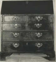 An illustration from Illustrated announcement of the sale by auction of the Jacob Paxson Temple collection of early American furniture and objects of art ... [electronic resource] (1922)