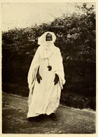 An illustration from L'Émirat des Trarzas (1919)