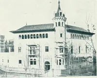 An illustration from L'oeuvre de Puig Cadafalch, architecte, 1896-1904 : architecture, décoration, mobilier, serrurerie, carrelages, &c, & (1904)