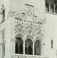 An illustration from L'oeuvre de Puig Cadafalch, architecte, 1896-1904 : architecture, décoration, mobilier, serrurerie, carrelages, &c, & (1904)