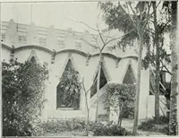 An illustration from L'oeuvre de Puig Cadafalch, architecte, 1896-1904 : architecture, décoration, mobilier, serrurerie, carrelages, &c, & (1904)