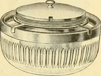 An illustration from L'orfevrerie d'Ercuis ... fonderies, laminoirs et ateliers d'orfevrerie, d'argenture et dorure a Ercuis (Oise). (1911)