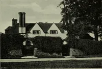 An illustration from Lutyens houses and gardens (1921)