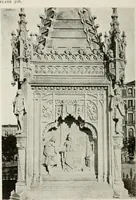 An illustration from Madrid : an historical description and handbook of the Spanish Capital (1909)