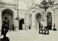 An illustration from Madrid : an historical description and handbook of the Spanish Capital (1909)