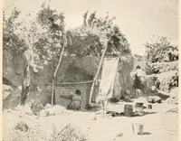 An illustration from The making of a Navajo blanket (1902)