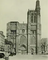 An illustration from Medieval architecture, its origins and development, with lists of monuments and bibliographies (1912)