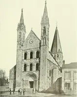 Picture 162 of 184 from Medieval architecture, its origins and development, with lists of monuments and bibliographies (1909), leaf 492
