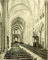 Picture 31 of 137 from Medieval architecture, its origins and development, with lists of monuments and bibliographies (1909), leaf 140