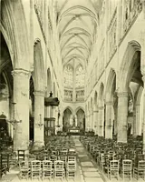 Picture 118 of 137 from Medieval architecture, its origins and development, with lists of monuments and bibliographies (1909), leaf 588