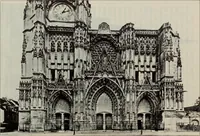 An illustration from Medieval architecture; its origins and development : with lists of monuments and bibliographies (1909)