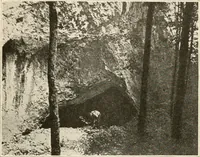 An illustration from Men of the old stone age, their environment, life and art (1916)