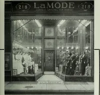 Picture 315 of 496 from Men's wear of Canada (January-December 1913) (1913), leaf 378