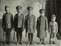 Picture 166 of 841 from Men's wear of Canada (January-December 1916) (1916), leaf 156