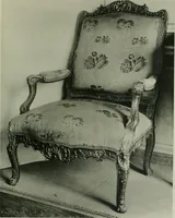 Picture 10 of 57 from Meubles, sièges, bronzes, dessins (1900), leaf 22