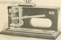 An illustration from The microscope : an introduction to microscopic methods and to histology (1911)