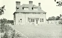Picture 126 of 304 from The modern home : a book of British domestic architectvre for moderate incomes; a companion volvme to "The British home of to-day" (1906), leaf 112
