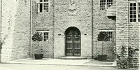 An illustration from The modern home : a book of British domestic architectvre for moderate incomes; a companion volvme to "The British home of to-day" (1906)