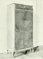 An illustration from The modern home : a book of British domestic architectvre for moderate incomes; a companion volvme to "The British home of to-day" (1906)