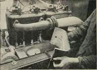 An illustration from Motor transports in war (1914)