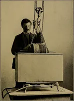 Picture 74 of 168 from Notes on X-light (1903), leaf 592