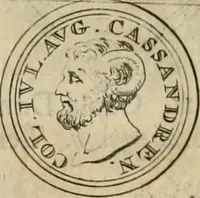 An illustration from Numismata ærea imperatorum, augustarum, et cæsarum, in coloniis, municilpiis, et urbibus jure latio donatis, ex omni modulo percussa (1695)