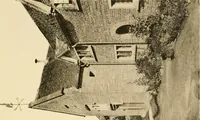 An illustration from Old cottages & farm-houses in Surrey / illustrated on one hundred collotype plates from photographs specially taken by W. Galsworthy Davie, with an introduction and numerous sketches by W. Curtis Green (1908)