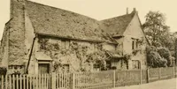 An illustration from Old cottages & farm-houses in Surrey / illustrated on one hundred collotype plates from photographs specially taken by W. Galsworthy Davie, with an introduction and numerous sketches by W. Curtis Green (1908)