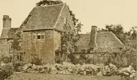 An illustration from Old cottages & farm-houses in Surrey / illustrated on one hundred collotype plates from photographs specially taken by W. Galsworthy Davie, with an introduction and numerous sketches by W. Curtis Green (1908)