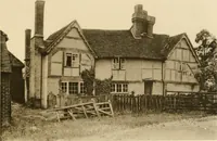 An illustration from Old cottages & farm-houses in Surrey / illustrated on one hundred collotype plates from photographs specially taken by W. Galsworthy Davie, with an introduction and numerous sketches by W. Curtis Green (1908)