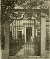 An illustration from Old cottages & farm-houses in Surrey / illustrated on one hundred collotype plates from photographs specially taken by W. Galsworthy Davie, with an introduction and numerous sketches by W. Curtis Green (1908)