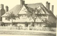 An illustration from Old cottages and farmhouses in Kent and Sussex (1900)