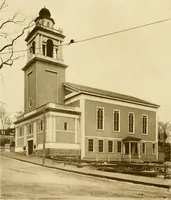 An illustration from Old New England churches and their children (1906)