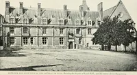 Picture 8 of 31 from Old Touraine; the life and history of the famous chateaux of France (1893), leaf 129
