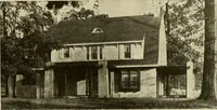 An illustration from One hundred country houses : modern American examples (1909)