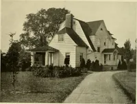 An illustration from One hundred country houses : modern American examples (1909)