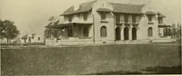 An illustration from One hundred country houses : modern American examples (1909)