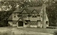 An illustration from One hundred country houses : modern American examples (1909)