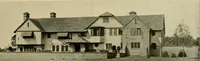 An illustration from One hundred country houses : modern American examples (1909)