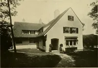 An illustration from One hundred country houses : modern American examples (1909)